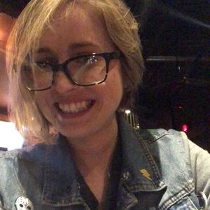 Meet your Posher, Bella